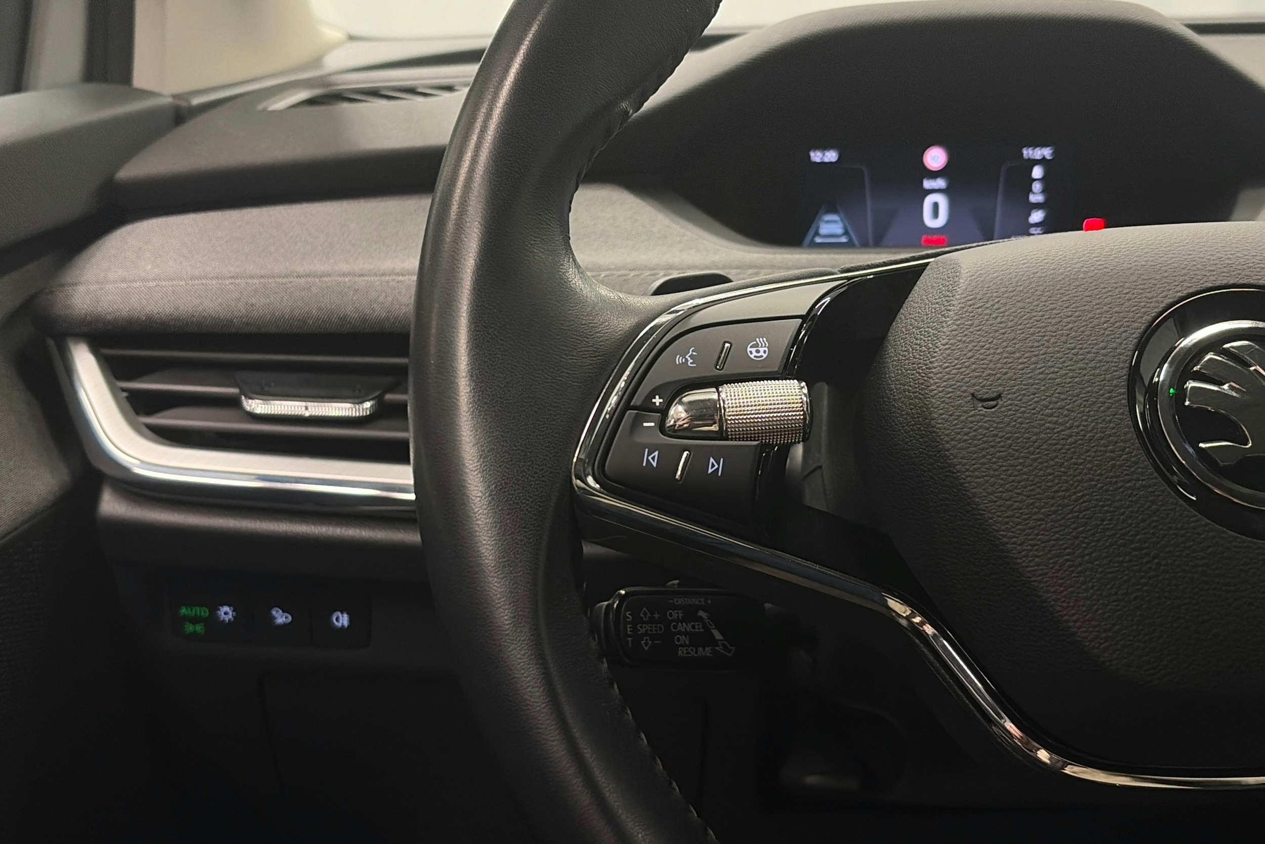 hopea Skoda Enyaq 2022 kuva 13.