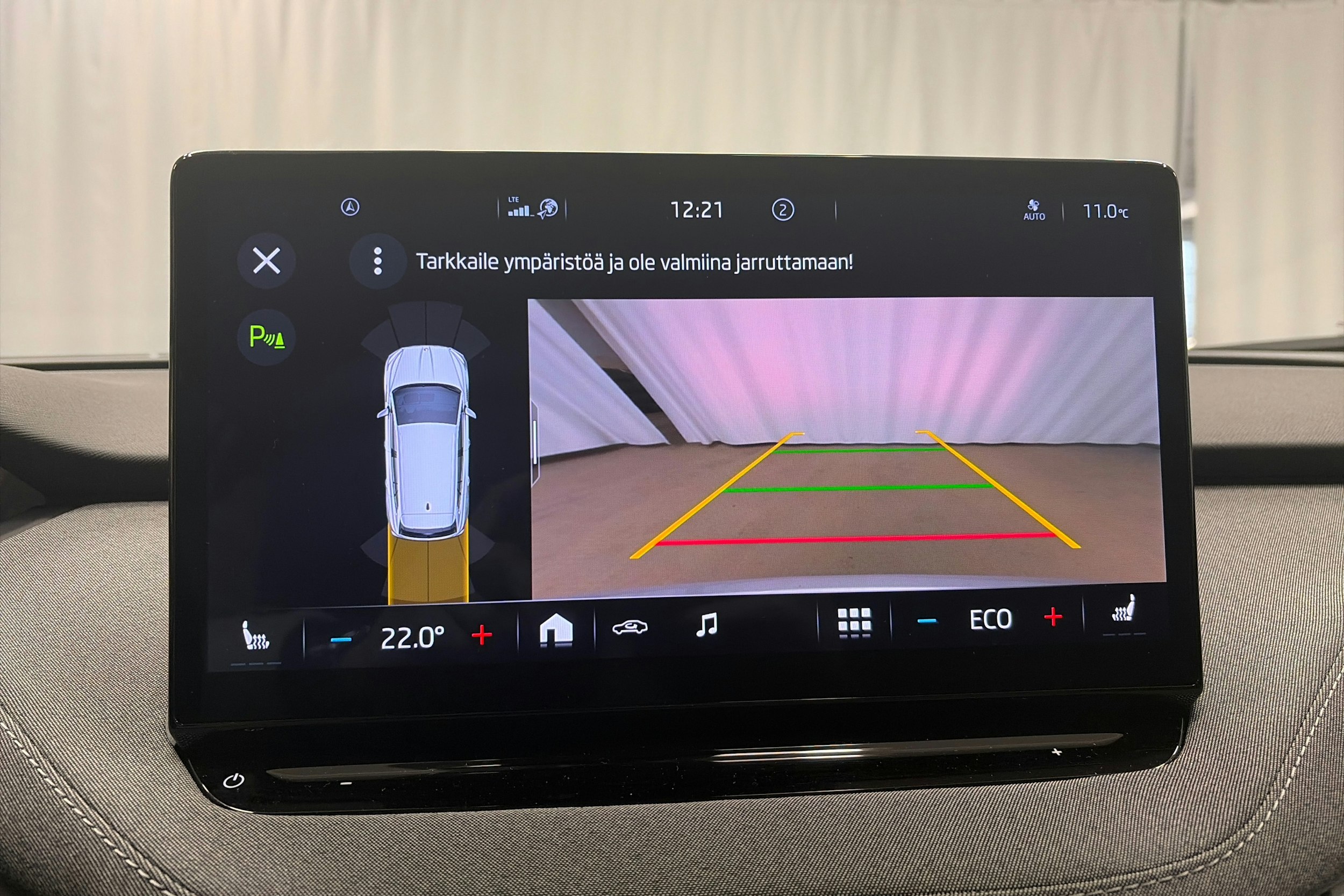 hopea Skoda Enyaq 2022 kuva 16.