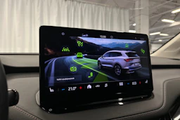 sininen Skoda Enyaq 2022 kuva 16.