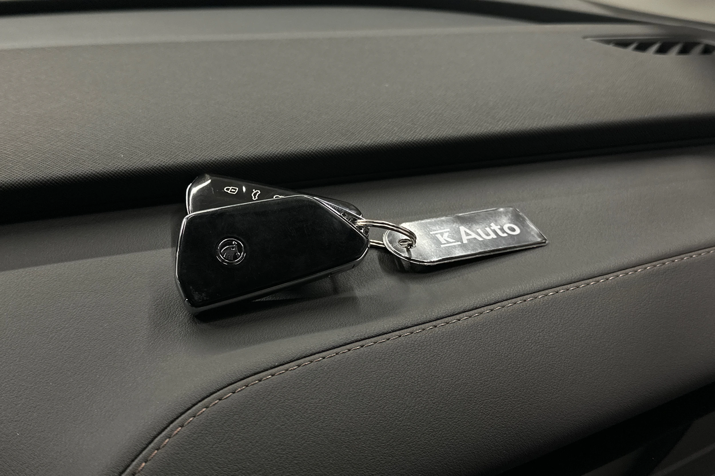 sininen Skoda Enyaq 2022 kuva 24.