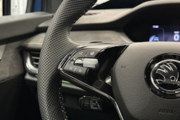 sininen Skoda Enyaq 2022 kuva 19.