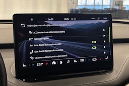 harmaa Skoda Enyaq 2022 kuva 18.