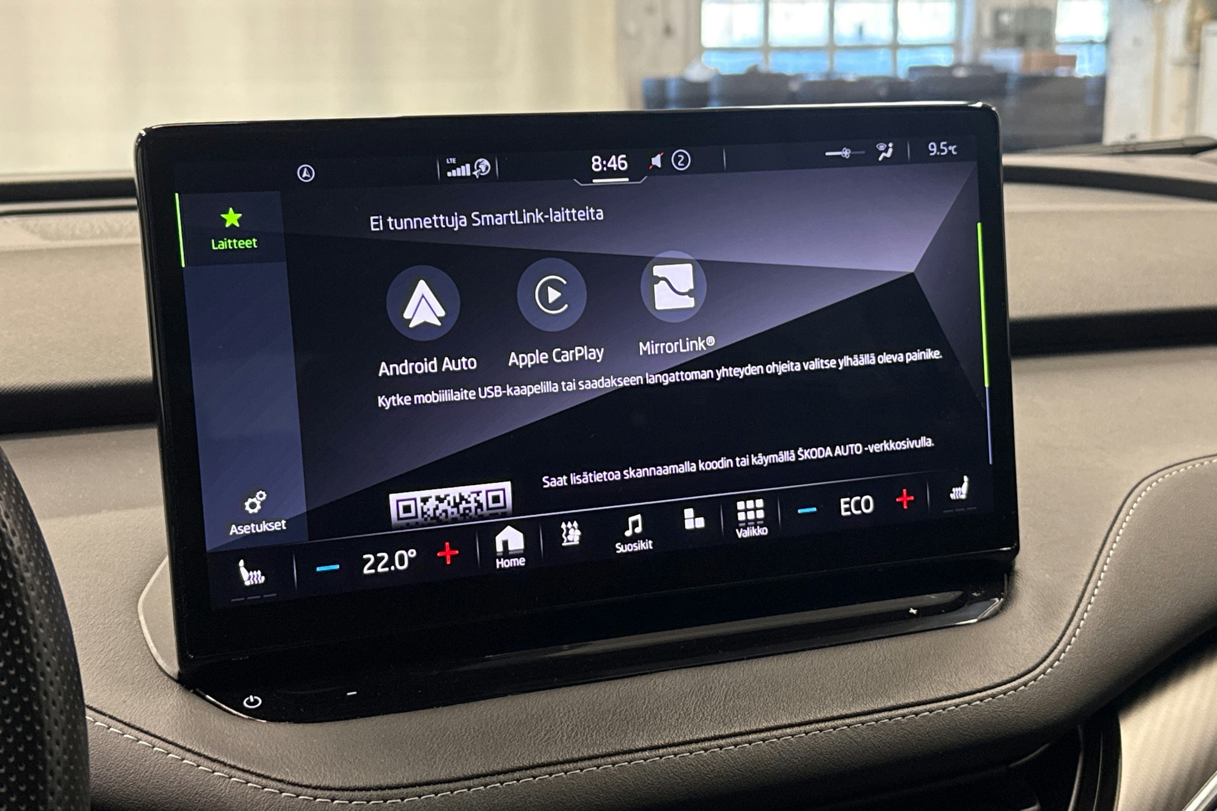 harmaa Skoda Enyaq 2022 kuva 21.