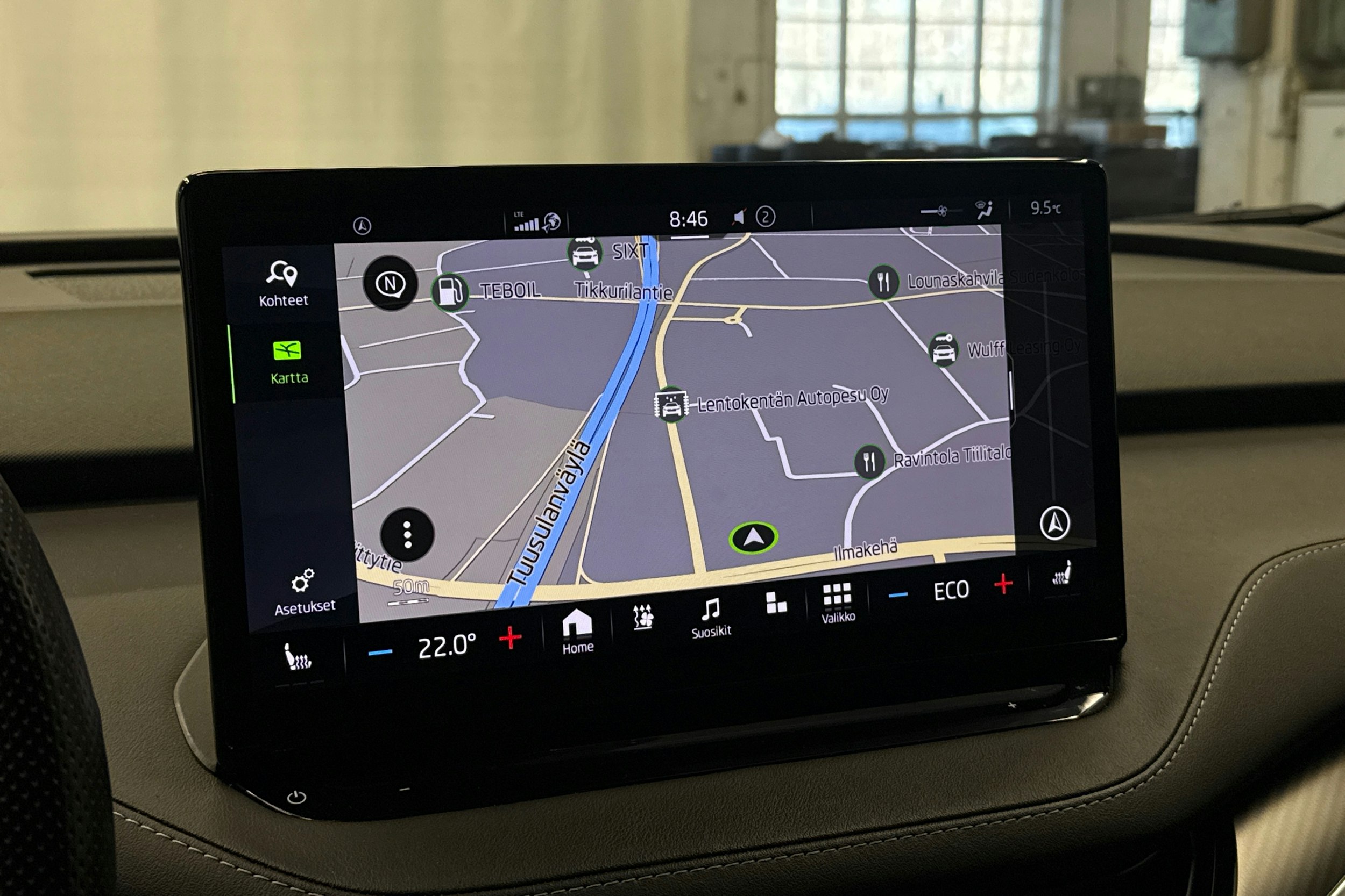 harmaa Skoda Enyaq 2022 kuva 22.