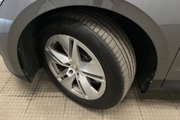 harmaa Skoda Enyaq 2022 kuva 13.