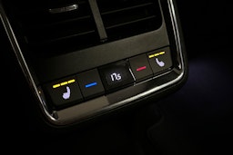 harmaa Skoda Enyaq 2022 kuva 17.