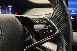 harmaa Skoda Enyaq 2022 kuva 21.