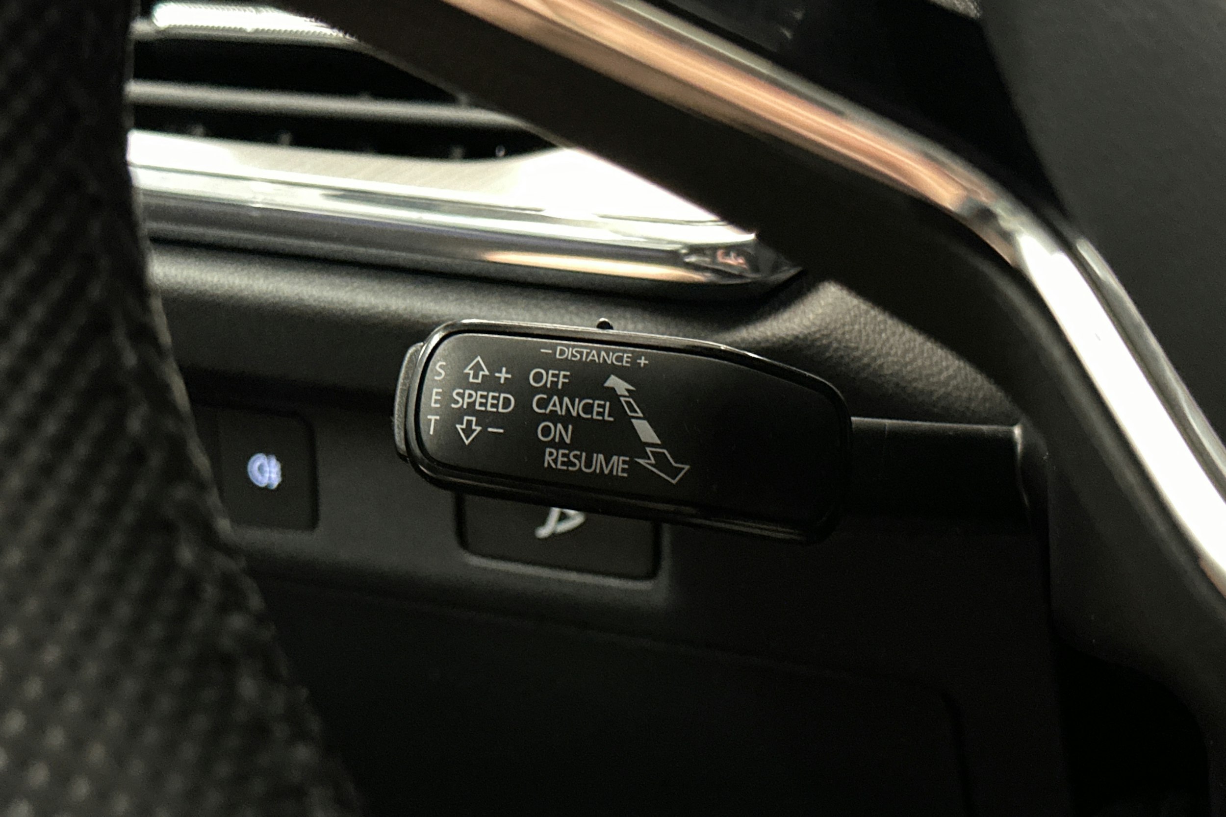 harmaa Skoda Enyaq 2022 kuva 22.