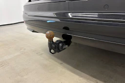 musta Skoda Enyaq 2022 kuva 25.