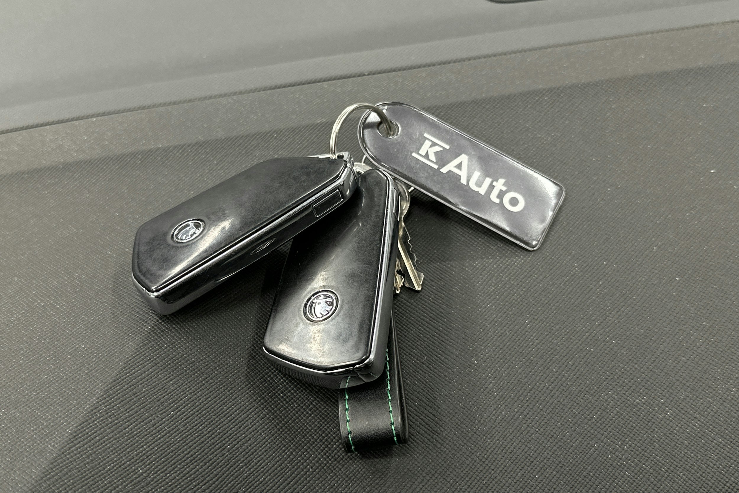 sininen Skoda Enyaq 2022 kuva 33.