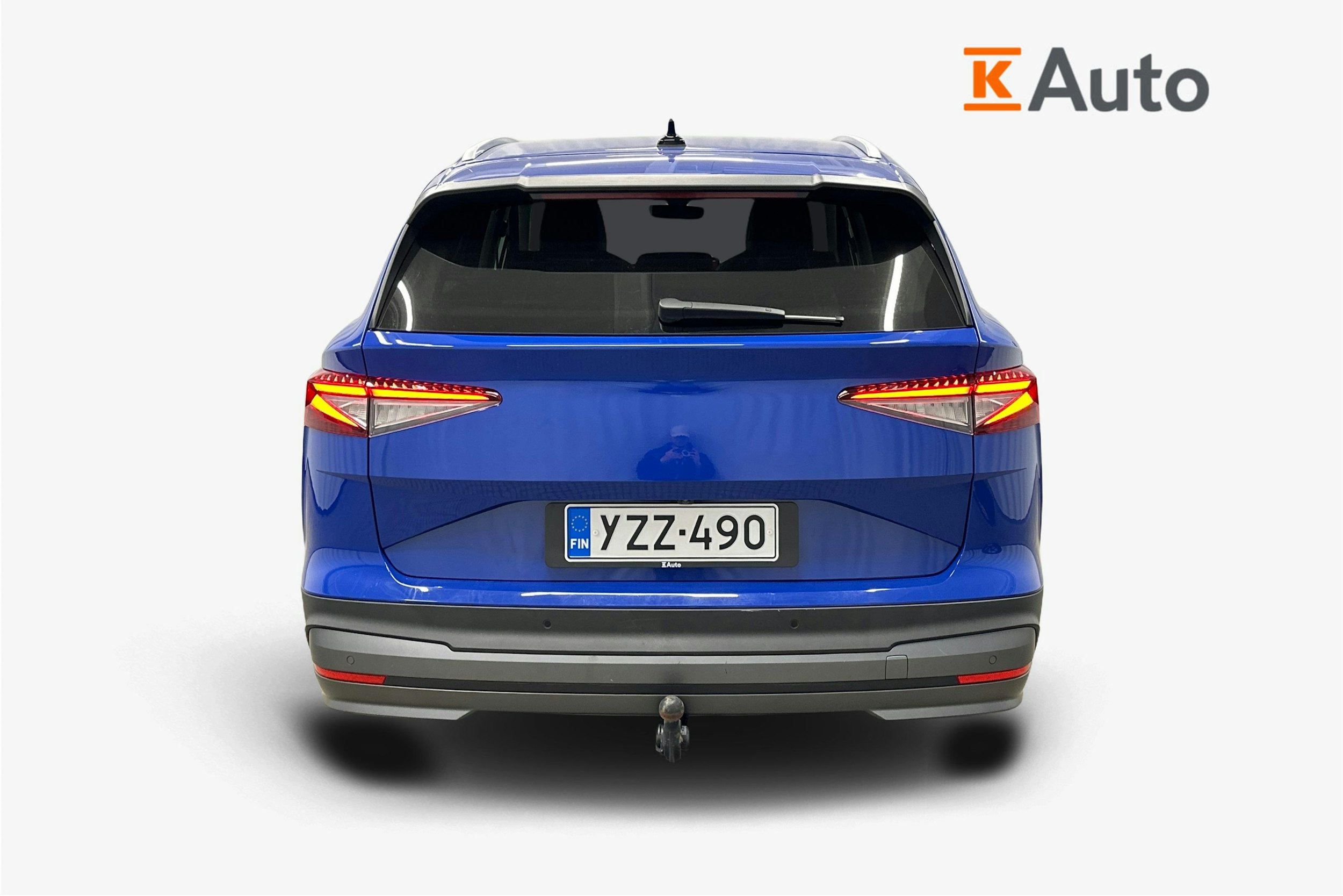 sininen Skoda Enyaq 2022 kuva 3.