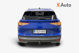 sininen Skoda Enyaq 2022 kuva 3.