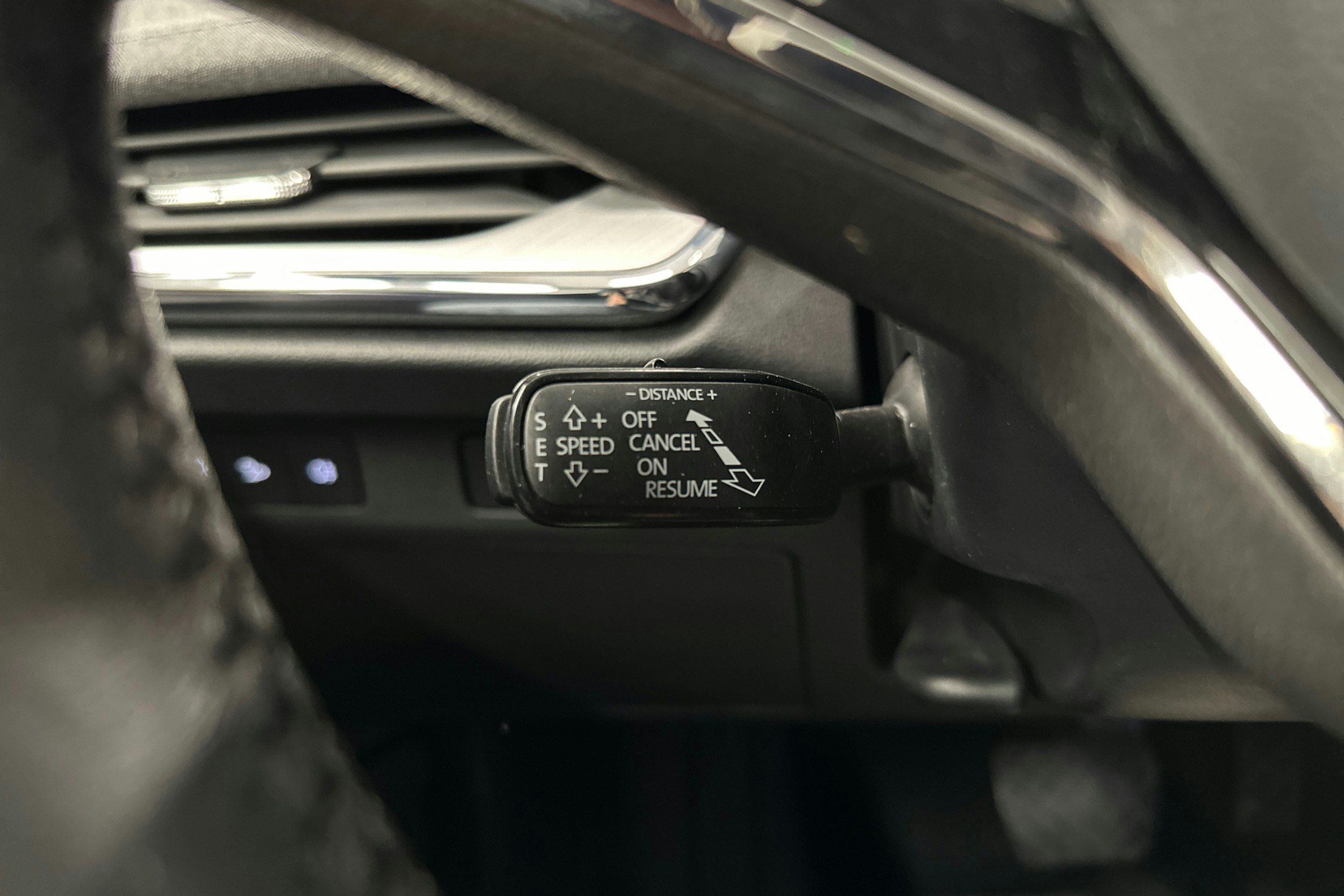 sininen Skoda Enyaq 2022 kuva 16.