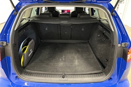 sininen Skoda Enyaq 2022 kuva 30.