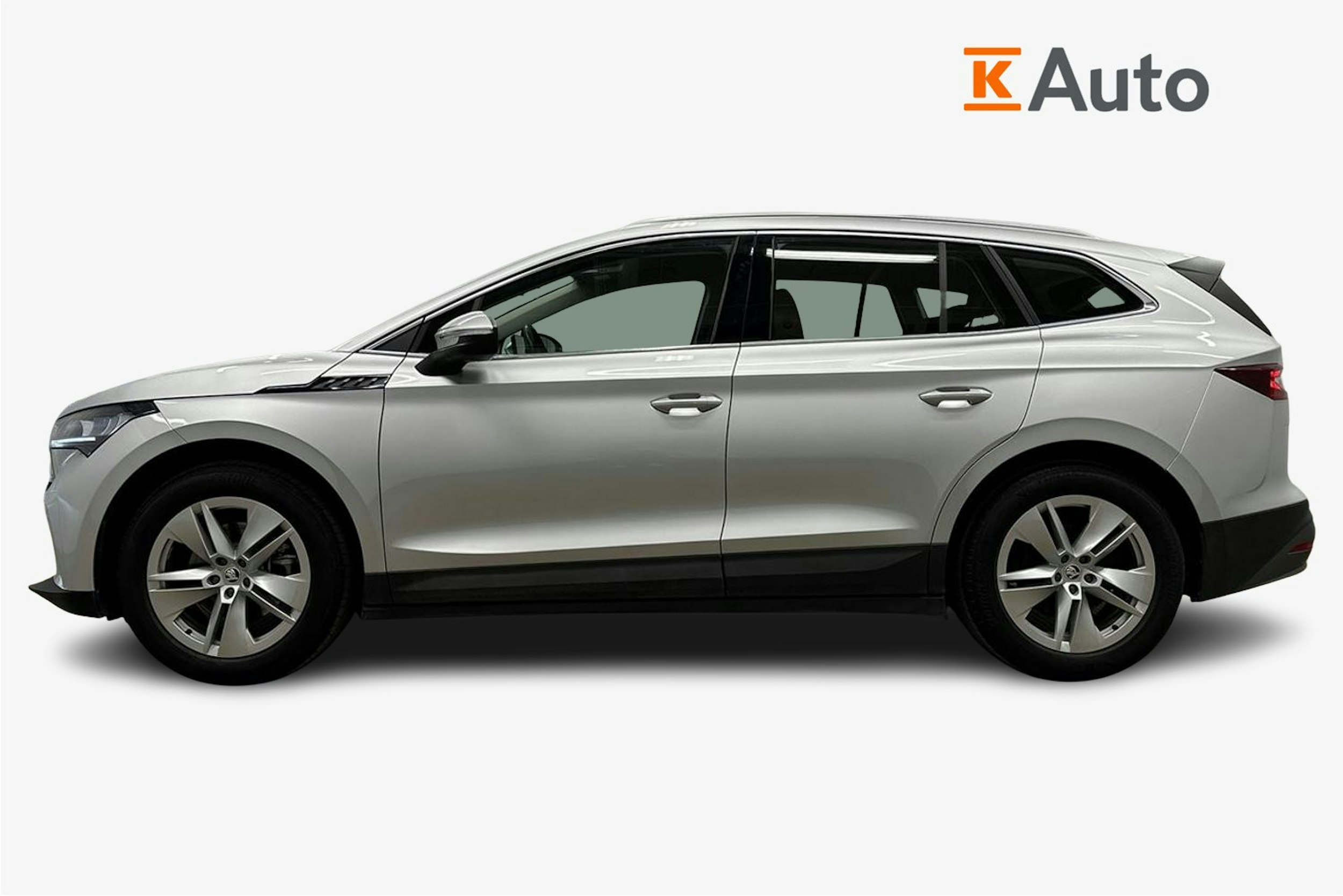 hopea Skoda Enyaq 2022 kuva 6.