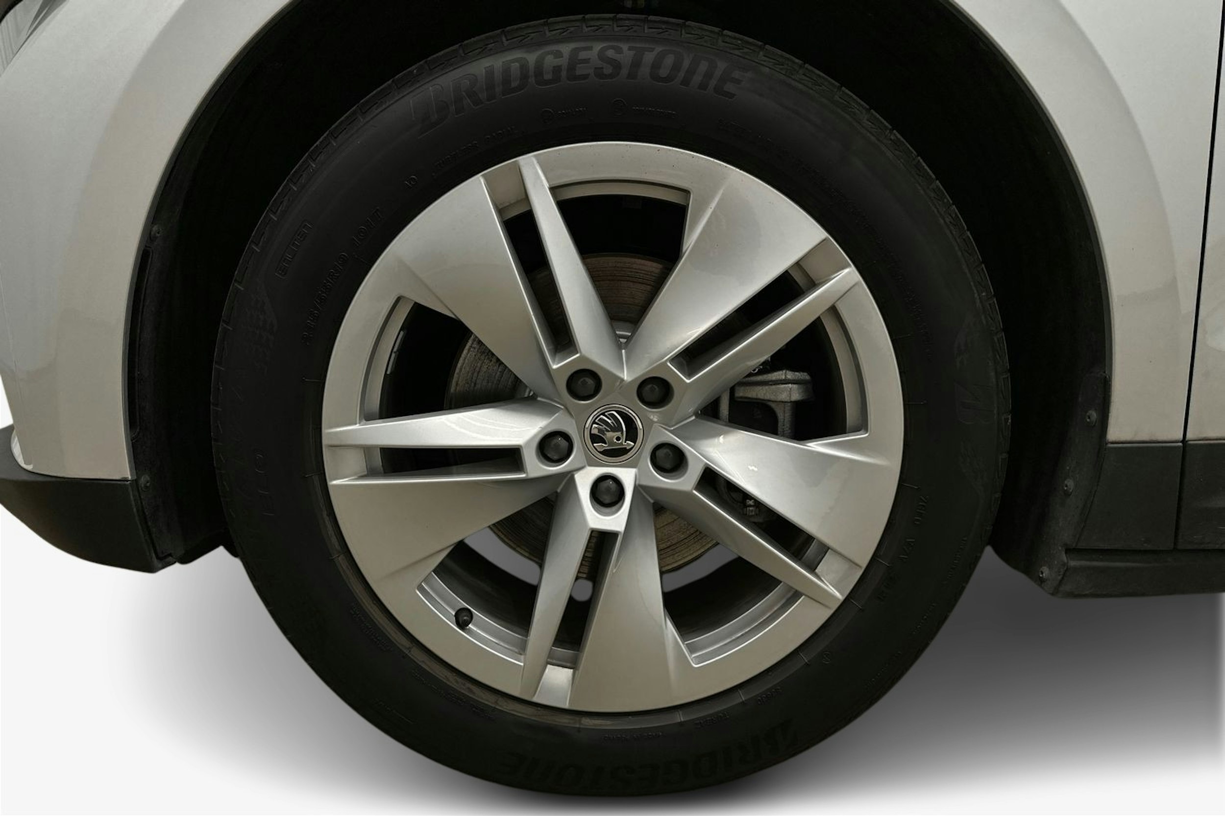 hopea Skoda Enyaq 2022 kuva 11.