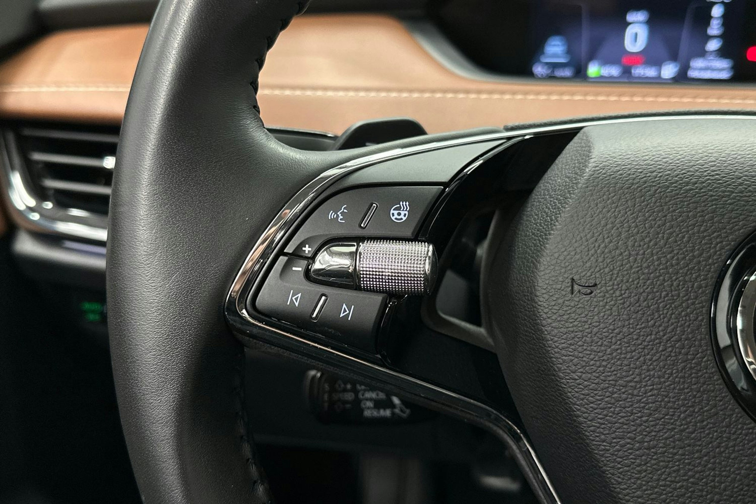 hopea Skoda Enyaq 2022 kuva 17.