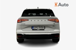 valkoinen Skoda Enyaq 2022 kuva 3.