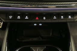 valkoinen Skoda Enyaq 2022 kuva 35.