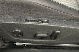 sininen Skoda Enyaq 2022 kuva 15.