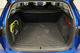 sininen Skoda Enyaq 2022 kuva 16.
