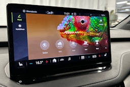 valkoinen Skoda Enyaq 2022 kuva 28.