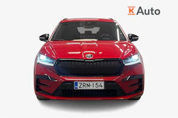 punainen Skoda Enyaq 2022 kuva 5.