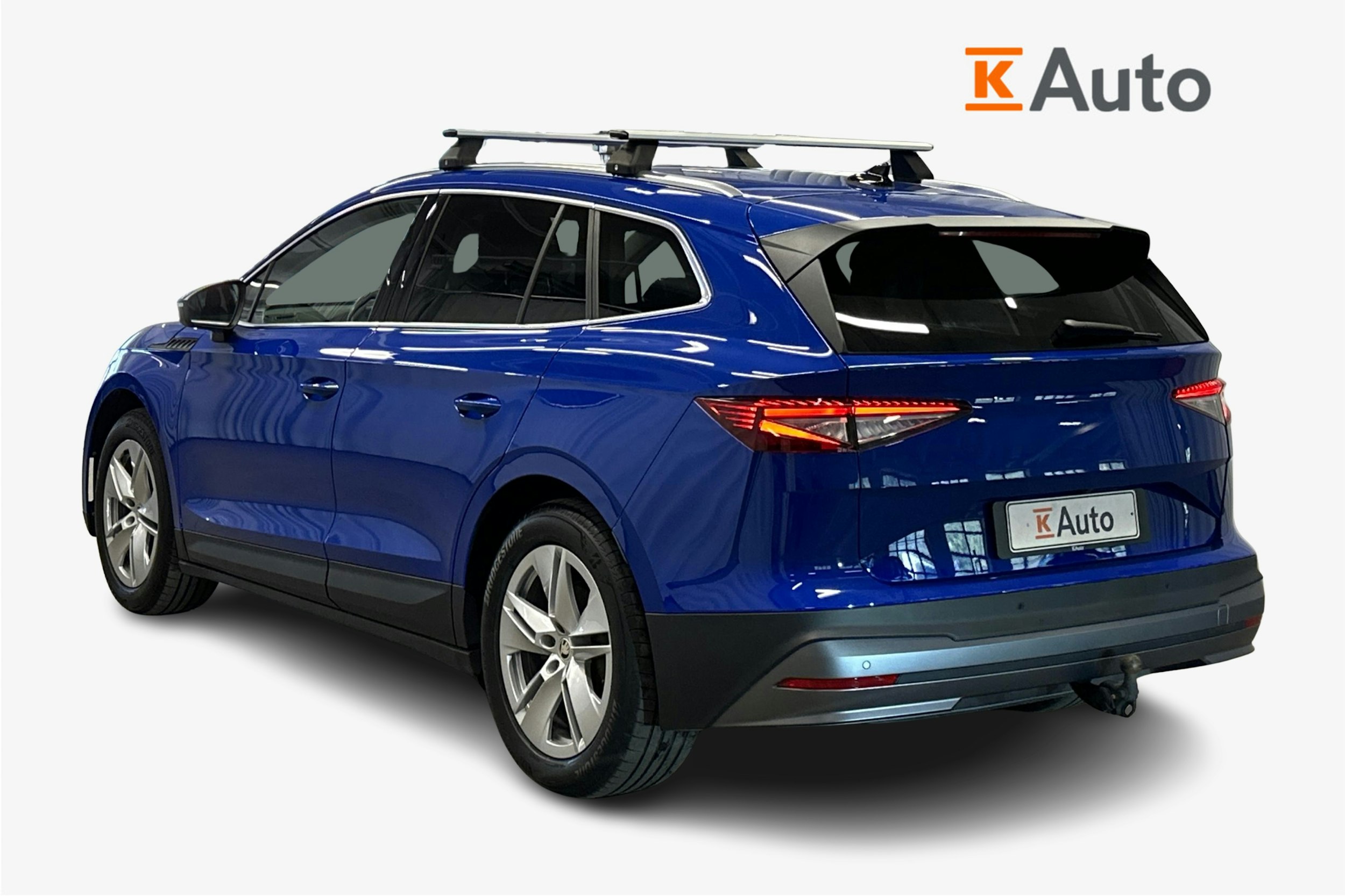 sininen Skoda Enyaq 2023 kuva 2.