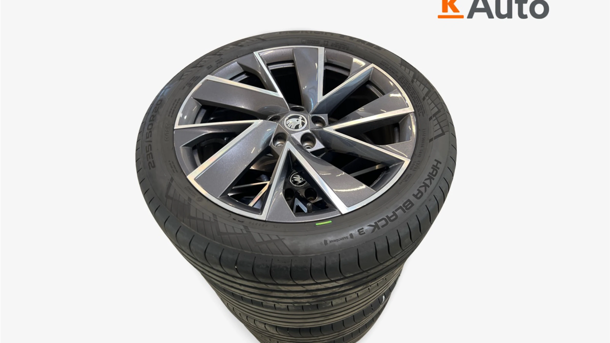 met. valkoinen Skoda Enyaq 2023 kuva 7.