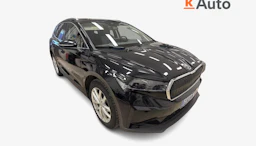 musta Skoda Enyaq 2023 kuva 1.