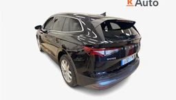 musta Skoda Enyaq 2023 kuva 2.