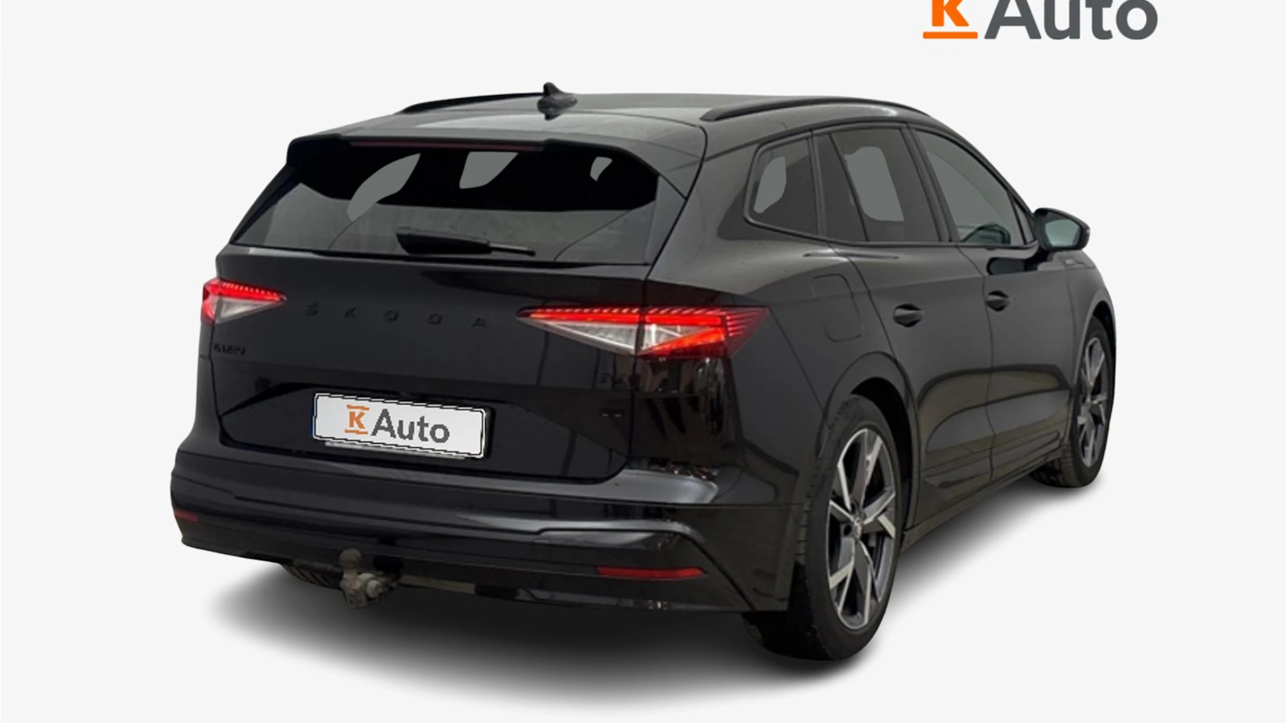 met. musta Skoda Enyaq 2023 kuva 2.