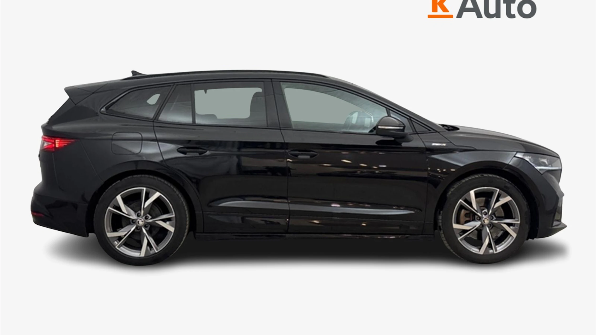 met. musta Skoda Enyaq 2023 kuva 3.