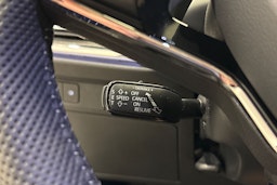 Valkoinen Skoda Enyaq 2023 kuva 34.