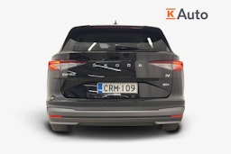 musta Skoda Enyaq 2023 kuva 3.