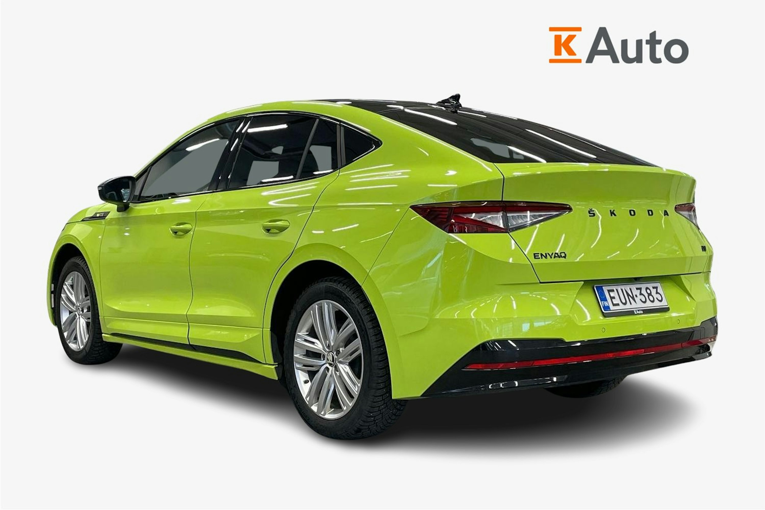 vihreä Skoda Enyaq 2023 kuva 2.