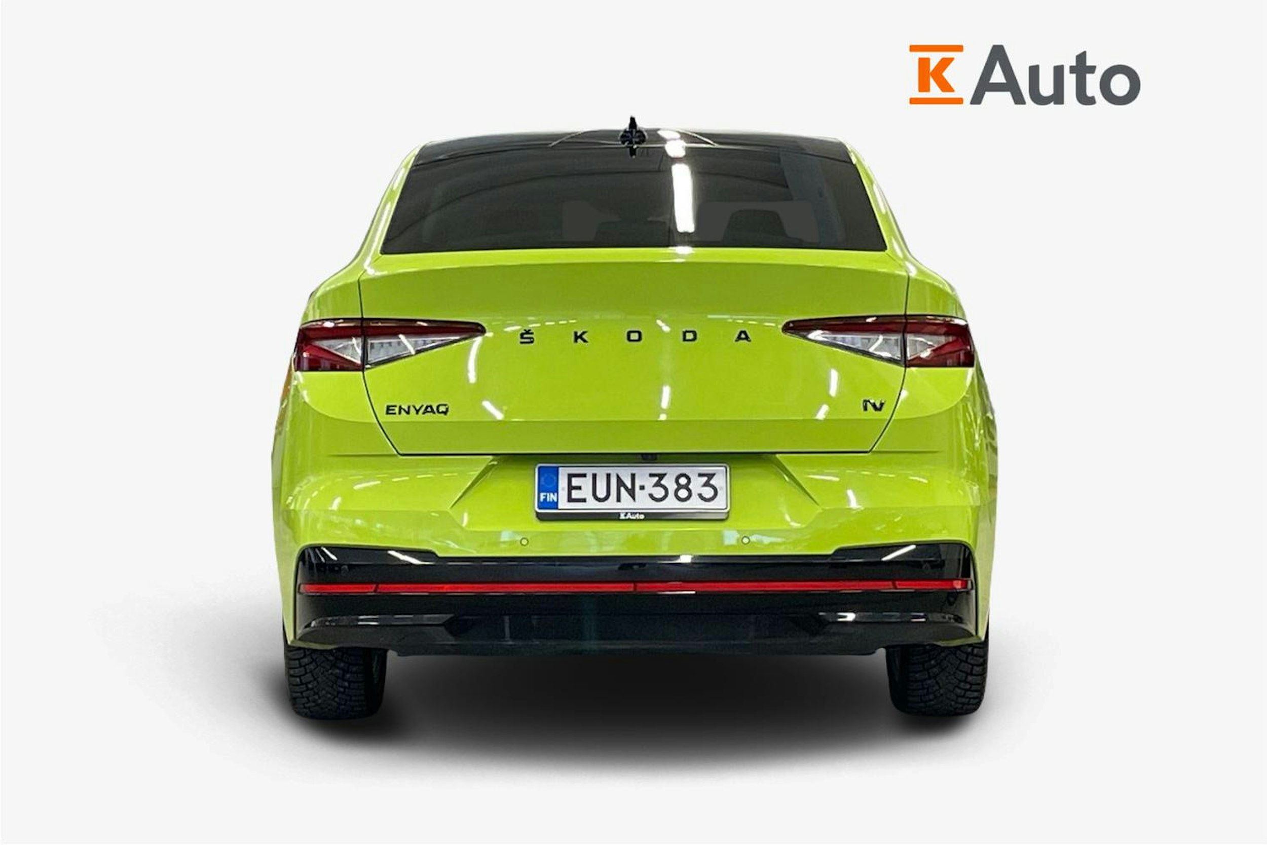 vihreä Skoda Enyaq 2023 kuva 3.
