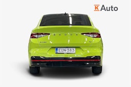 vihreä Skoda Enyaq 2023 kuva 3.