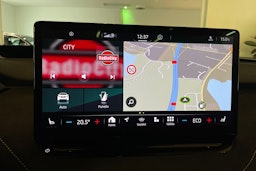 vihreä Skoda Enyaq 2023 kuva 16.