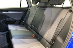 sininen Skoda Enyaq 2023 kuva 8.