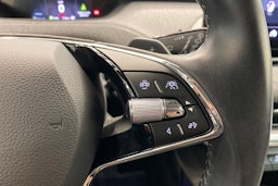 sininen Skoda Enyaq 2023 kuva 15.