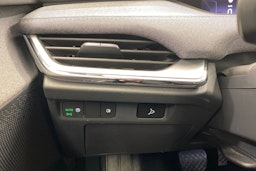 sininen Skoda Enyaq 2023 kuva 18.