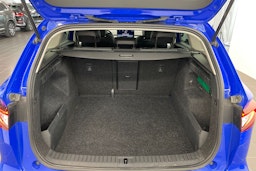 sininen Skoda Enyaq 2023 kuva 31.