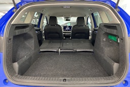 sininen Skoda Enyaq 2023 kuva 34.