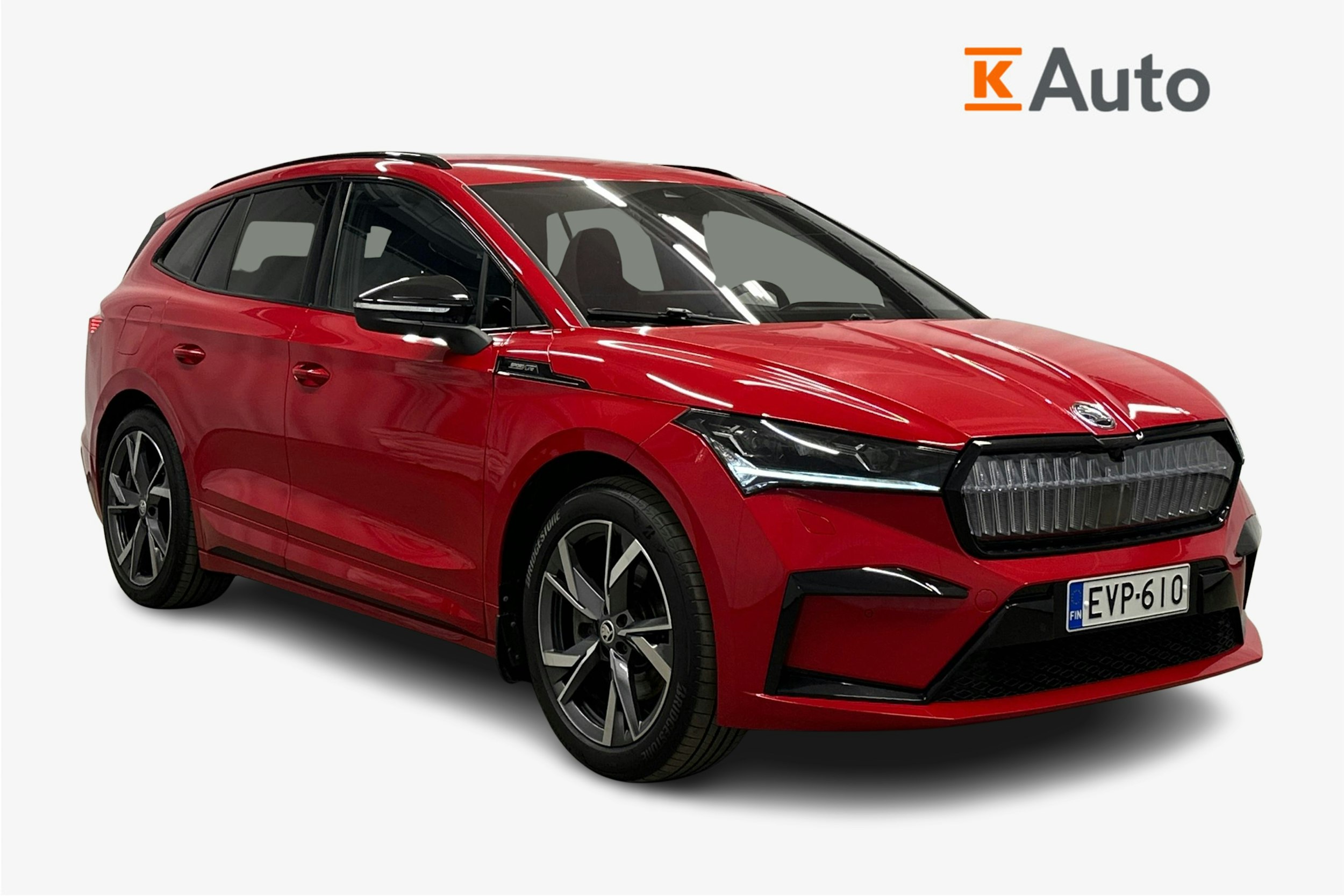 punainen Skoda Enyaq 2023 kuva 1.