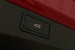 punainen Skoda Enyaq 2023 kuva 16.