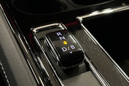 punainen Skoda Enyaq 2023 kuva 34.