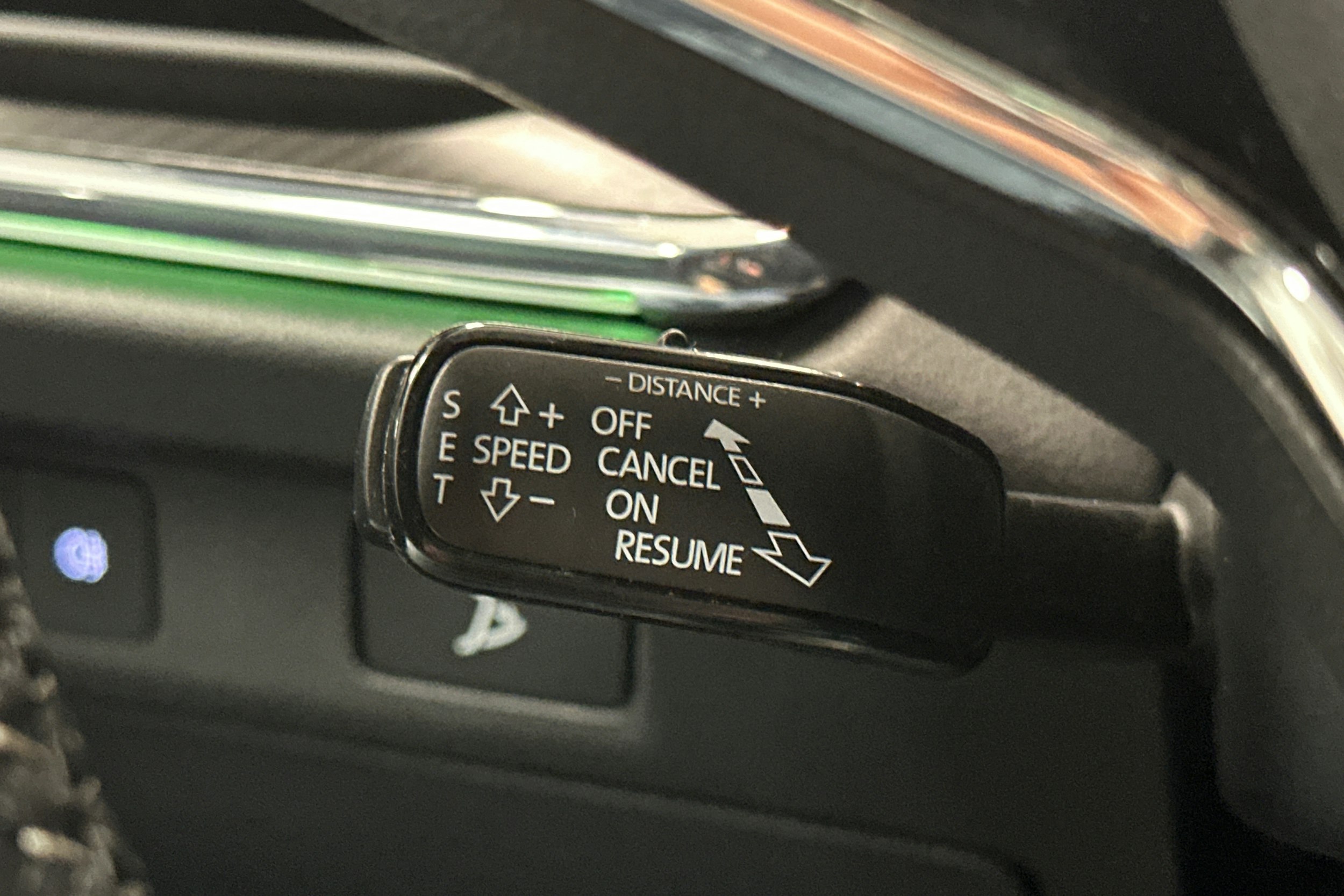 harmaa Skoda Enyaq 2023 kuva 23.
