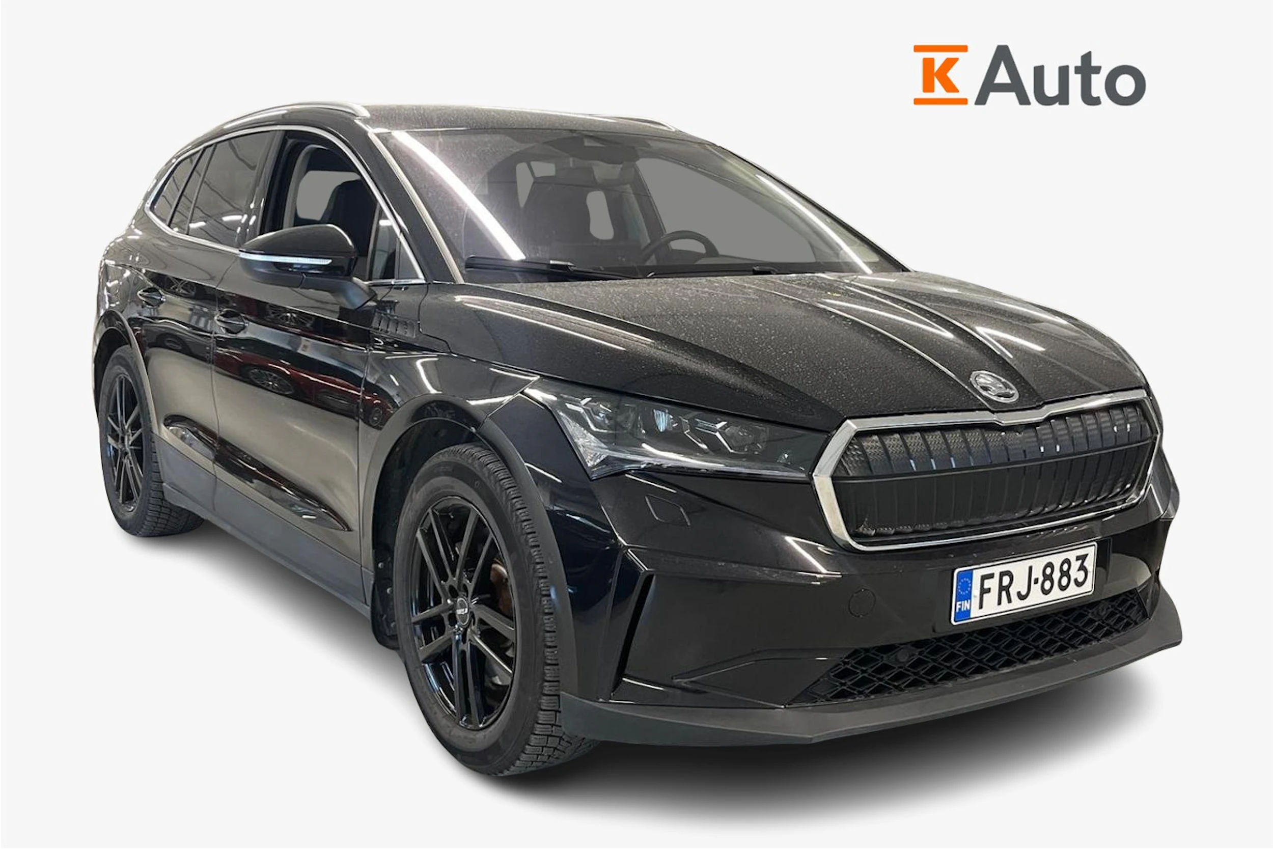 musta Skoda Enyaq 2023 kuva 1.