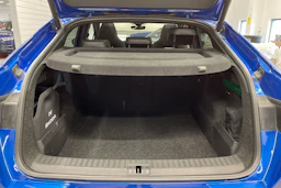 Sininen Skoda Enyaq 2023 kuva 15.